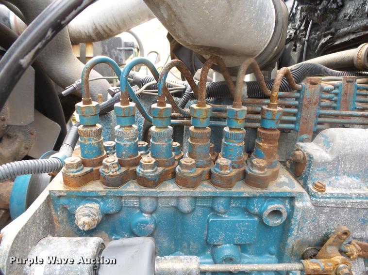 image for item DA2545 1996 International 4900 dump truck