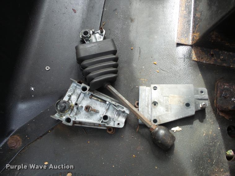 image for item DA2545 1996 International 4900 dump truck