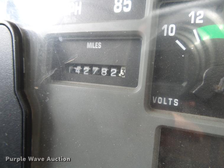 image for item DA2545 1996 International 4900 dump truck