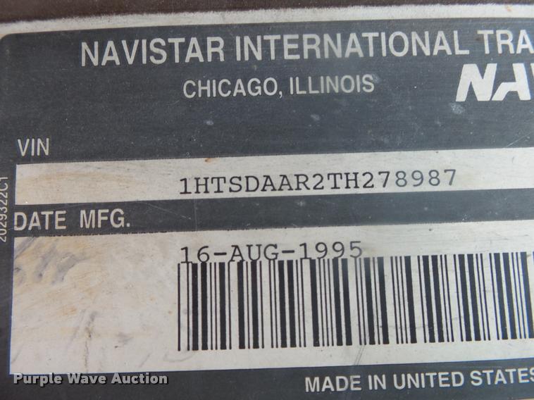 image for item DA2545 1996 International 4900 dump truck