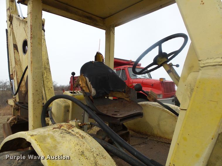 image for item DA2546 Hy-dynamic Dynahoe backhoe