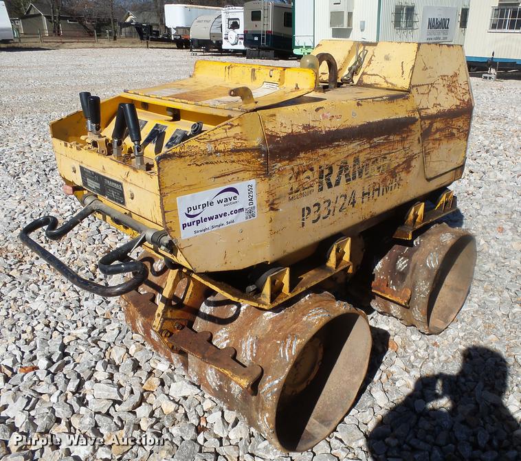image for item DA2552 2002 Rammax P33/24HHMR trench compactor