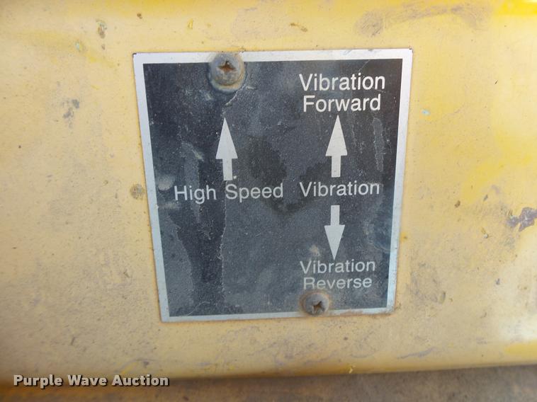 image for item DA2552 2002 Rammax P33/24HHMR trench compactor