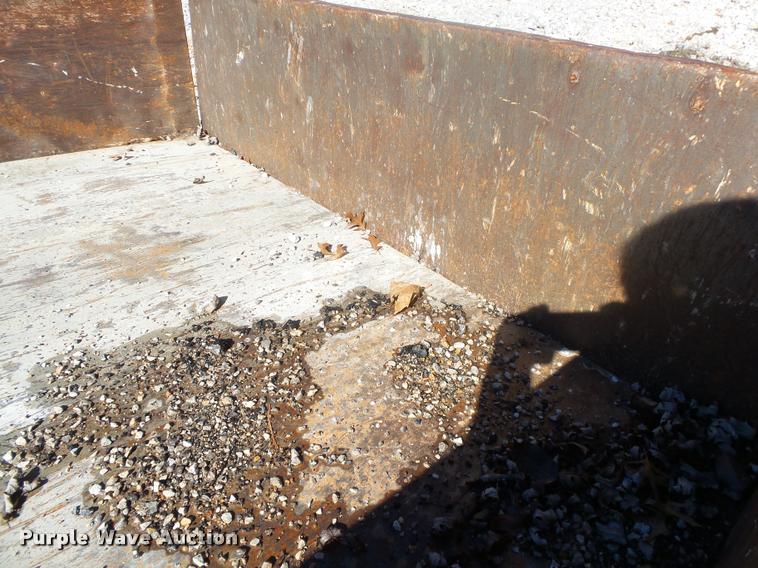 image for item DA2553 2001 Bri-Mar end dump trailer