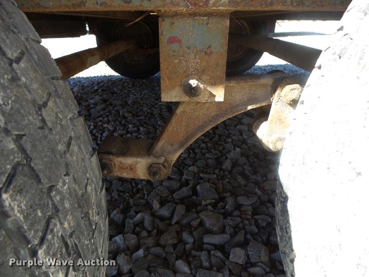 image for item DA2554 1994 Starlite utility trailer