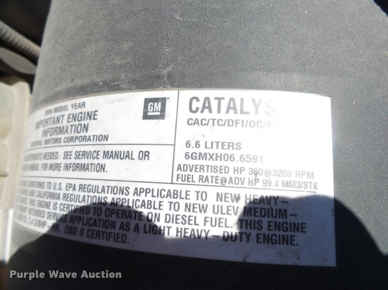 image for item DA2555 2007 Chevrolet Silverado 3500 Ext.Cab flatbed pickup truck