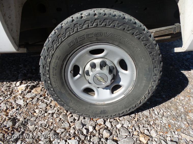 image for item DA2557 2008 Chevrolet Silverado 2500HD Crew Cab pickup truck