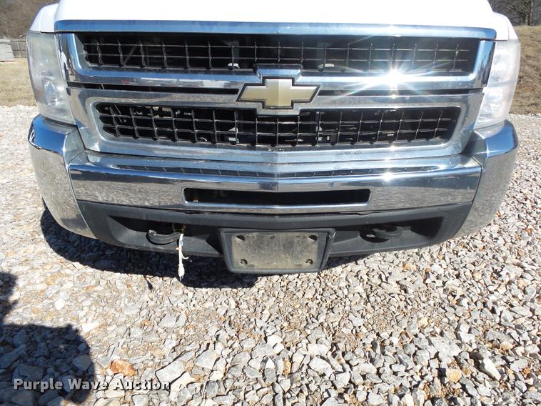 image for item DA2557 2008 Chevrolet Silverado 2500HD Crew Cab pickup truck