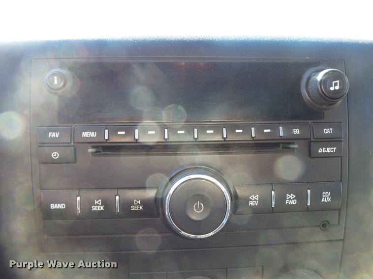 image for item DA2557 2008 Chevrolet Silverado 2500HD Crew Cab pickup truck