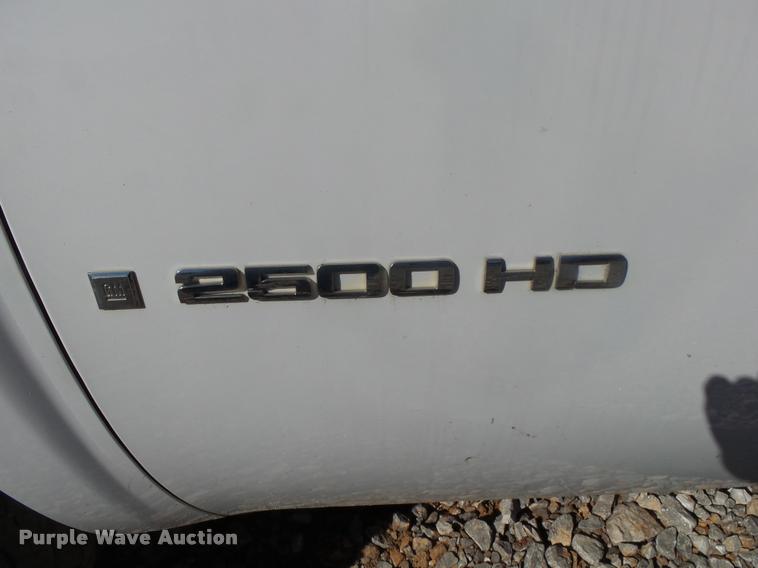 image for item DA2557 2008 Chevrolet Silverado 2500HD Crew Cab pickup truck