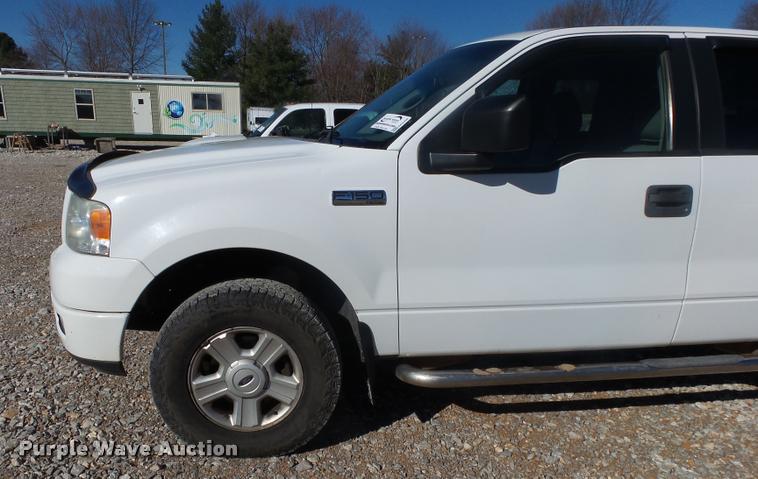 image for item DA2558 2005 Ford F150 SuperCab pickup truck