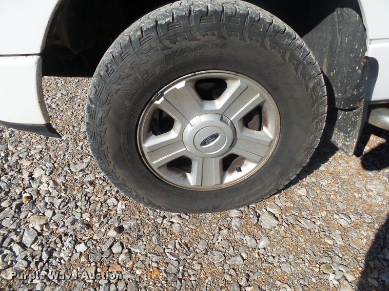 image for item DA2558 2005 Ford F150 SuperCab pickup truck