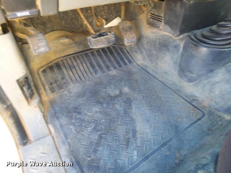 image for item DA2558 2005 Ford F150 SuperCab pickup truck