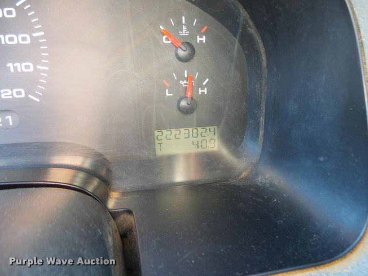 image for item DA2558 2005 Ford F150 SuperCab pickup truck