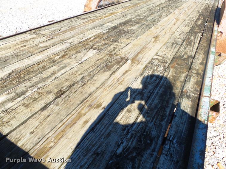 image for item DA2560 1996 JMCO equipment trailer