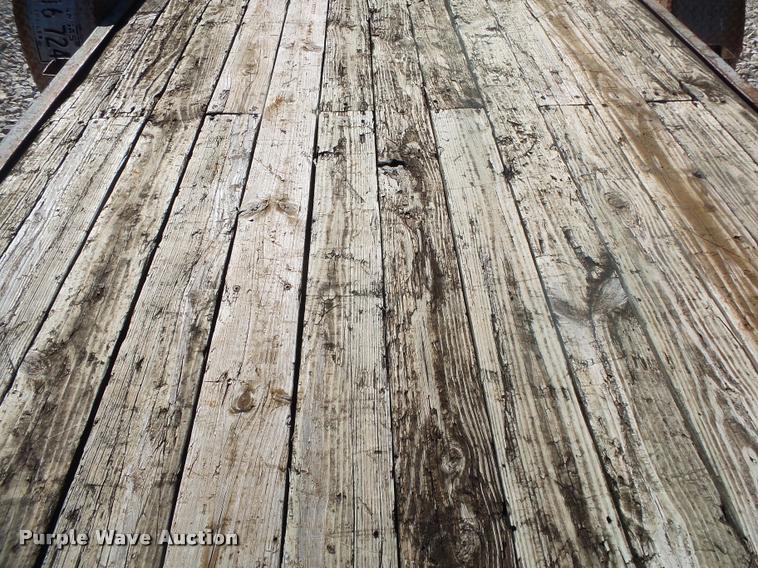 image for item DA2560 1996 JMCO equipment trailer