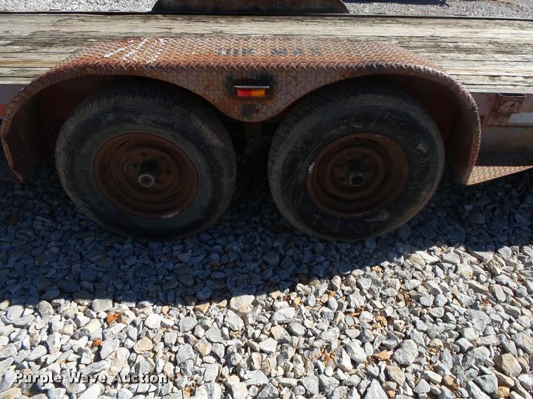 image for item DA2560 1996 JMCO equipment trailer