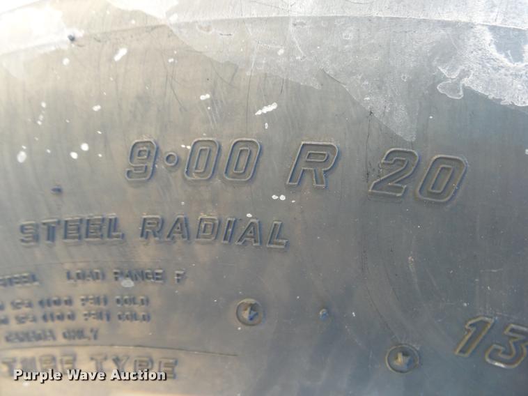 image for item DA2564 1988 International S1600 water truck