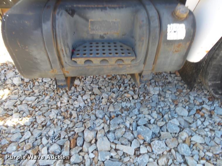 image for item DA2564 1988 International S1600 water truck