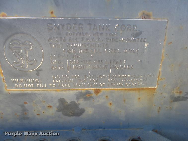 image for item DA2564 1988 International S1600 water truck