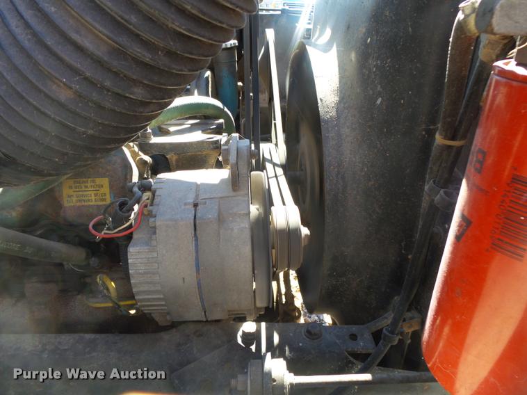 image for item DA2564 1988 International S1600 water truck