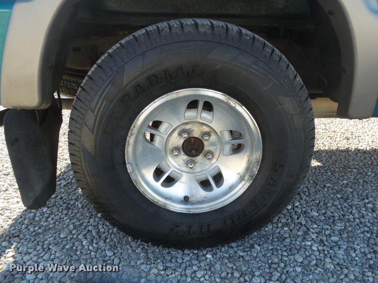 image for item DA2586 1994 Ford Ranger XL SuperCab pickup truck