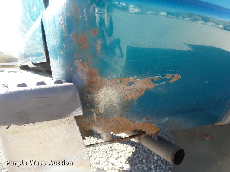 image for item DA2586 1994 Ford Ranger XL SuperCab pickup truck