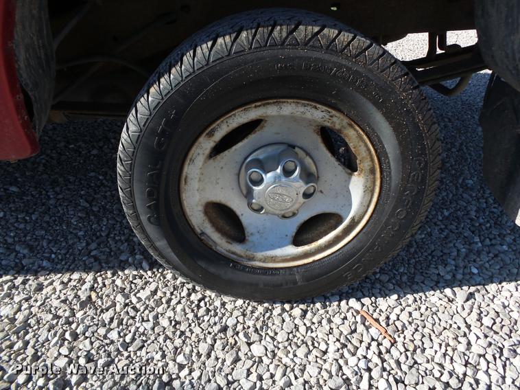 image for item DA2587 1995 Ford Ranger XLT pickup truck