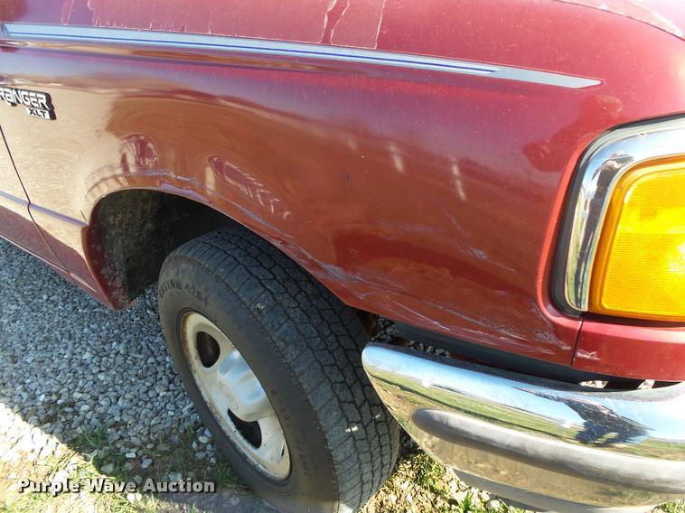 image for item DA2587 1995 Ford Ranger XLT pickup truck
