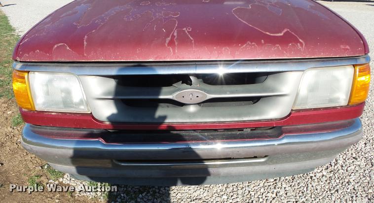 image for item DA2587 1995 Ford Ranger XLT pickup truck
