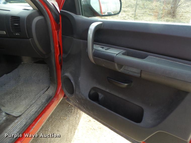 image for item DA3338 2009 Chevrolet Silverado 1500 Crew Cab pickup truck