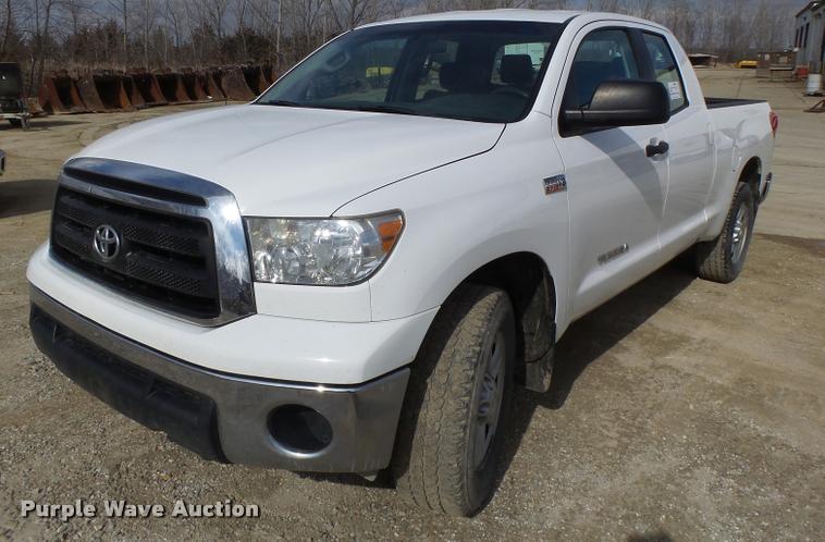 image for item DA3339 2012 Toyota Tundra Double Cab pickup truck