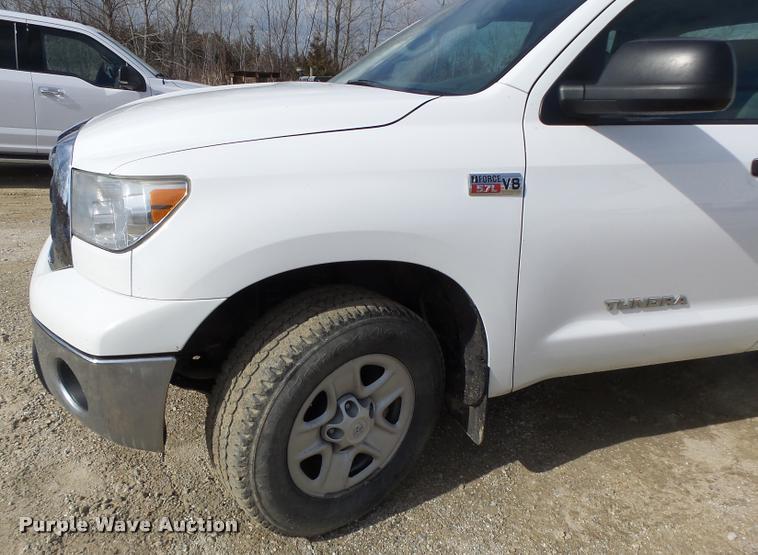 image for item DA3339 2012 Toyota Tundra Double Cab pickup truck