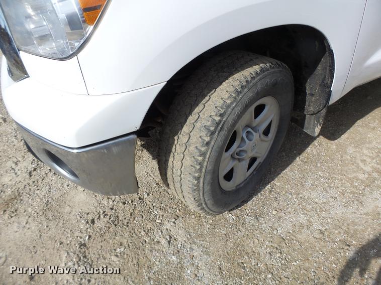 image for item DA3339 2012 Toyota Tundra Double Cab pickup truck