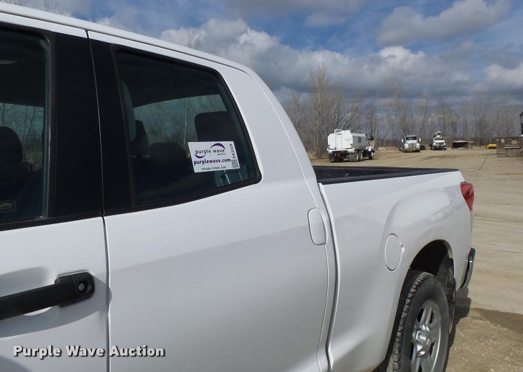 image for item DA3339 2012 Toyota Tundra Double Cab pickup truck
