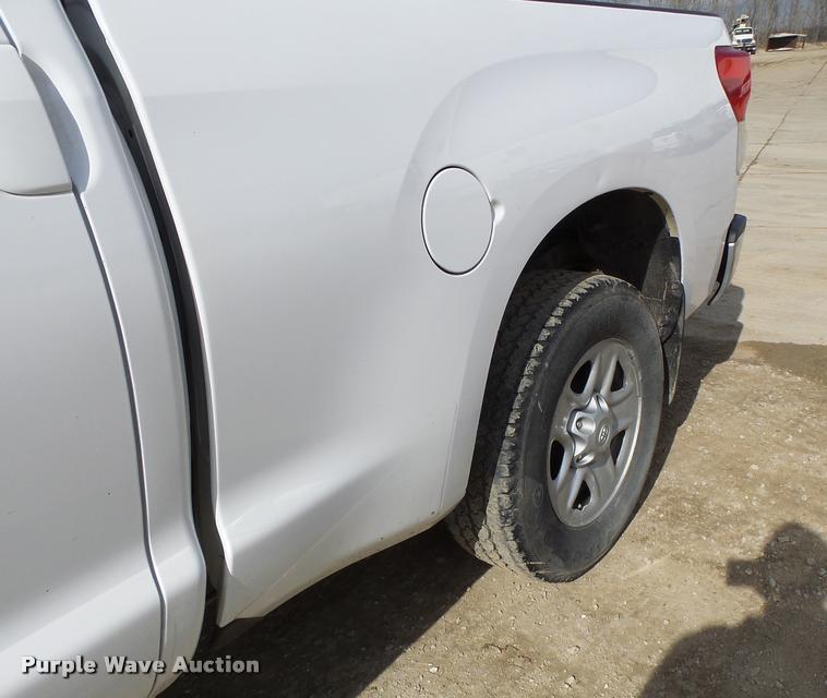 image for item DA3339 2012 Toyota Tundra Double Cab pickup truck