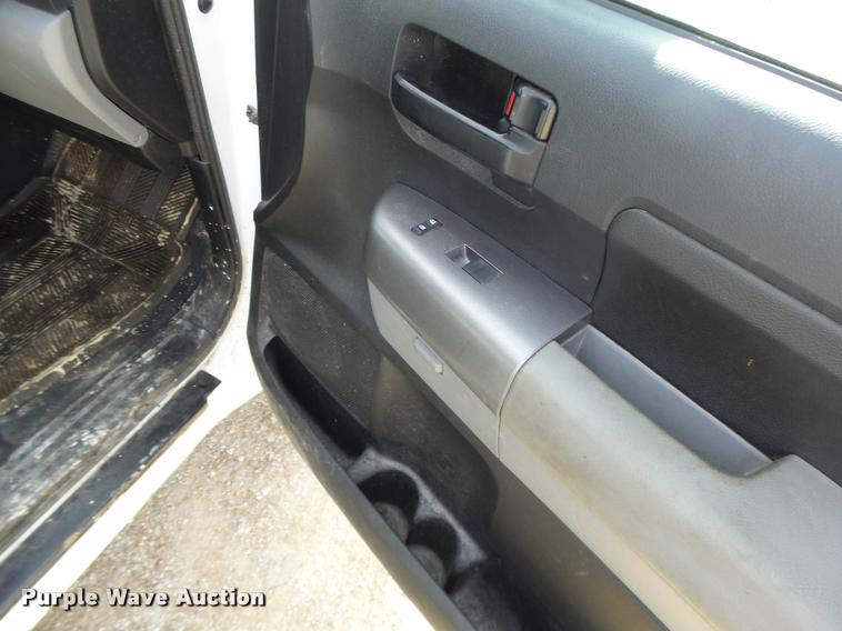 image for item DA3339 2012 Toyota Tundra Double Cab pickup truck