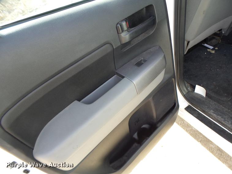 image for item DA3339 2012 Toyota Tundra Double Cab pickup truck