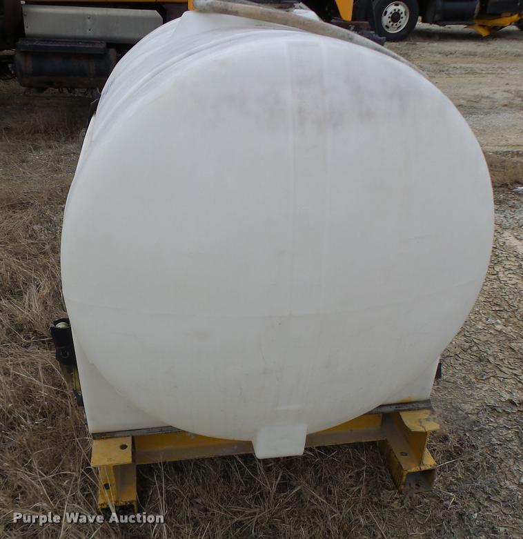 image for item DA3355 Snyder poly tank