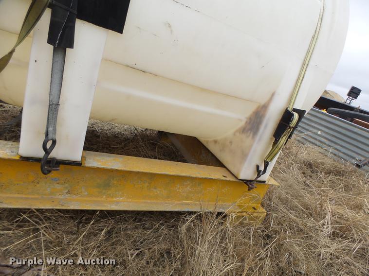 image for item DA3355 Snyder poly tank