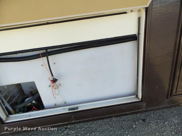 image for item DA3358 1993 Spartan Gulfstream 8372LXE RV