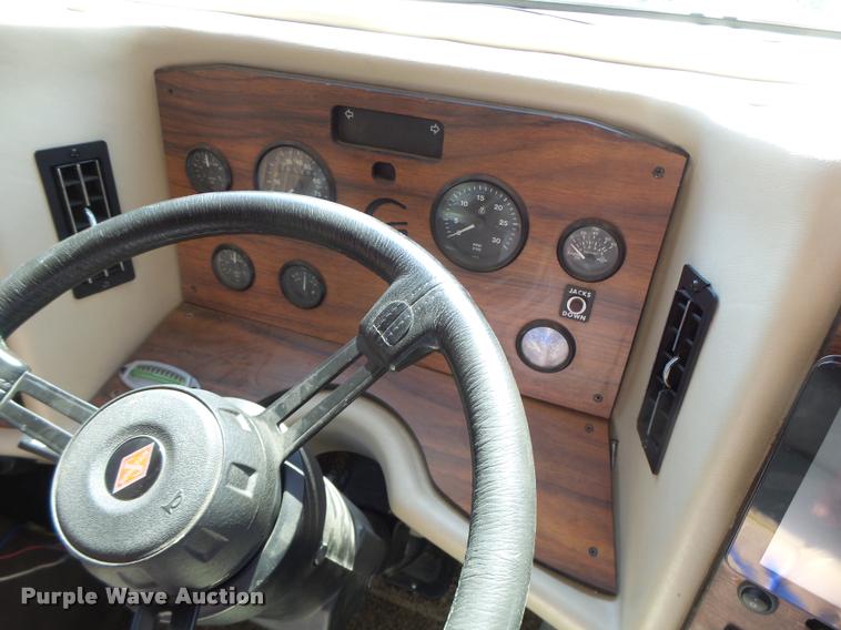 image for item DA3358 1993 Spartan Gulfstream 8372LXE RV