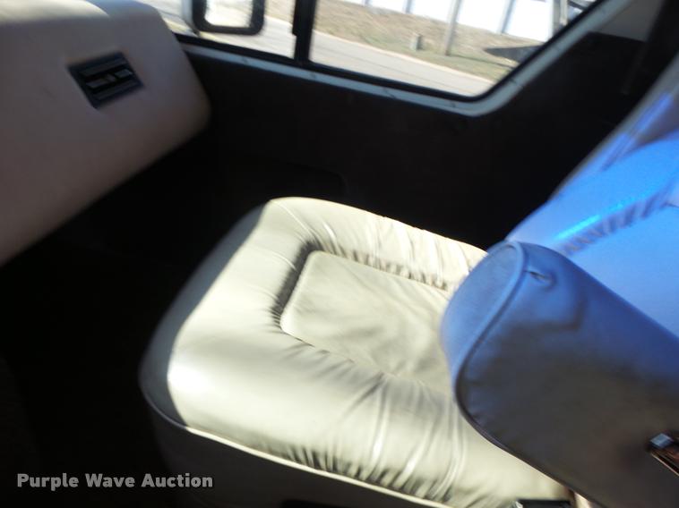 image for item DA3358 1993 Spartan Gulfstream 8372LXE RV