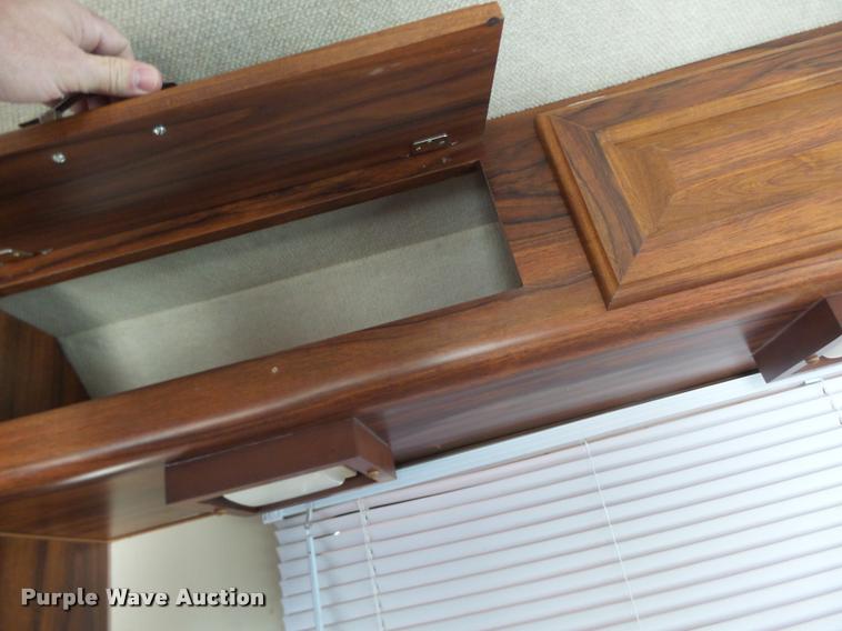 image for item DA3358 1993 Spartan Gulfstream 8372LXE RV