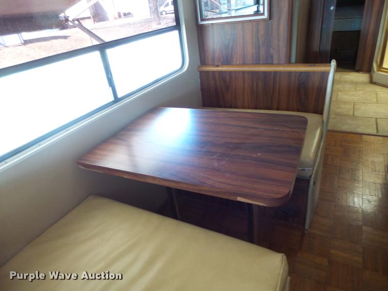 image for item DA3358 1993 Spartan Gulfstream 8372LXE RV