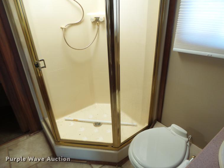 image for item DA3358 1993 Spartan Gulfstream 8372LXE RV