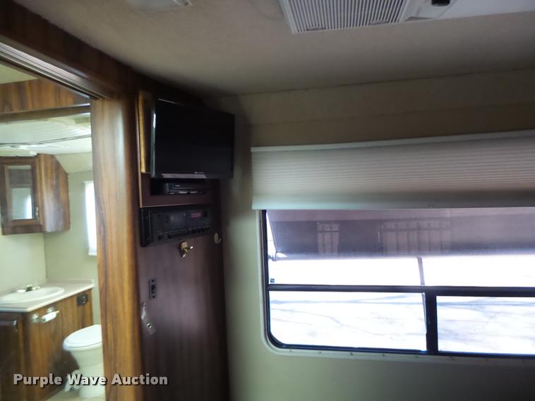 image for item DA3358 1993 Spartan Gulfstream 8372LXE RV