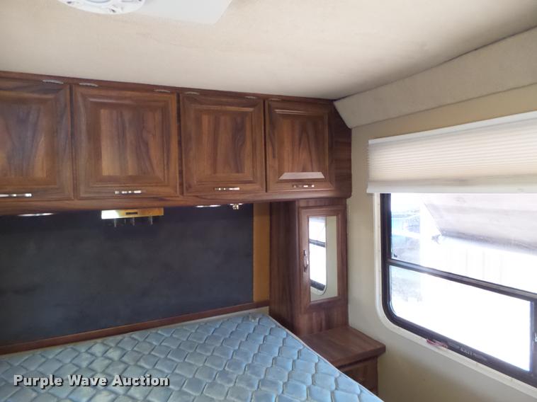 image for item DA3358 1993 Spartan Gulfstream 8372LXE RV