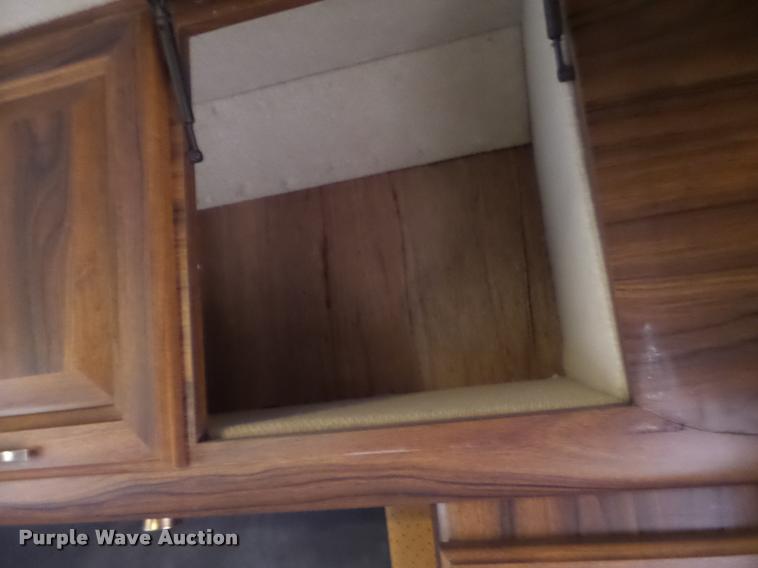 image for item DA3358 1993 Spartan Gulfstream 8372LXE RV