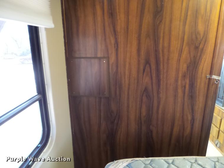 image for item DA3358 1993 Spartan Gulfstream 8372LXE RV